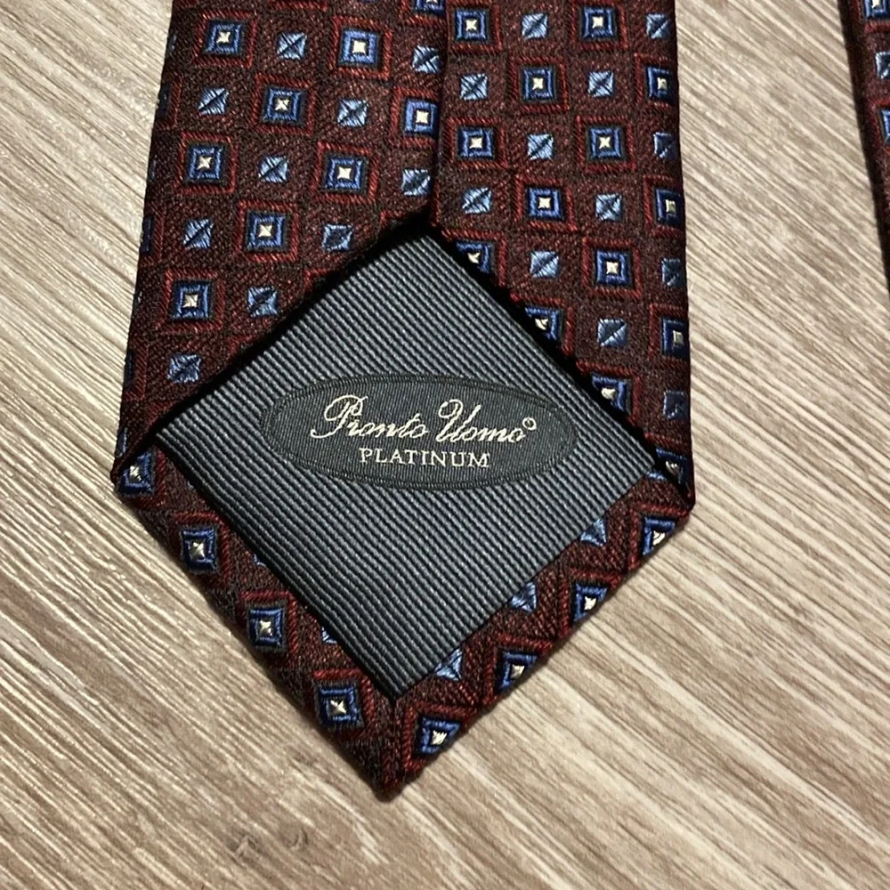Elegant Big And Tall Burgundy Pronto Uomo Tie